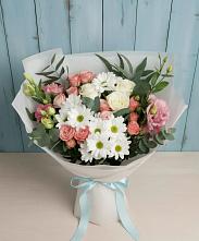 Букет цветов из:  Розы, Лизиантусы и Хризантемы в Правдинске