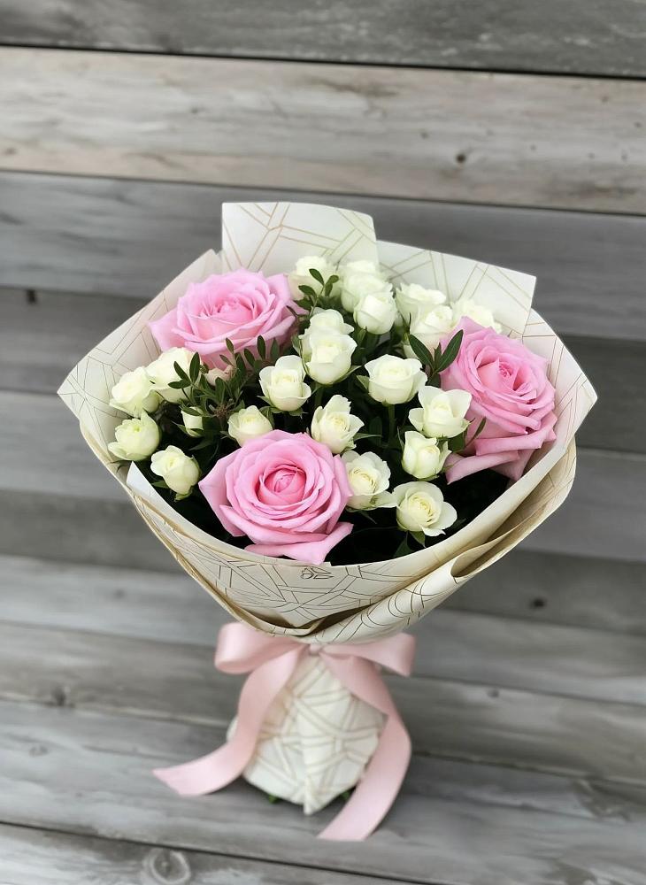 Букет цветов из: Розы в Правдинске