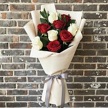 Букет цветов из:  Розы в Правдинске