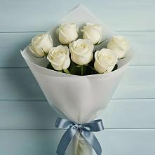 Букет 7 Белых роз Эдлесс Лав в Правдинске