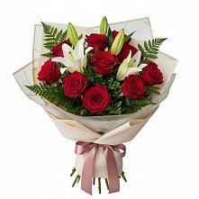 Букет цветов из:  Лилии и Розы в Правдинске