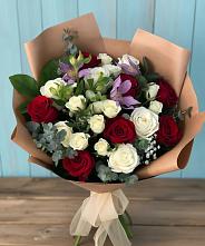 Букет цветов из:  Розы и Альстромерии в Правдинске