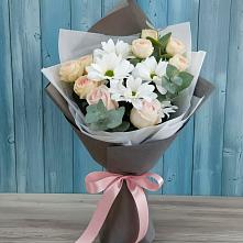 Букет цветов из:  Хризантемы и Розы #REPLACE_PRED# Правдинске