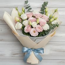 Букет цветов из:  Лизиантусы в Правдинске