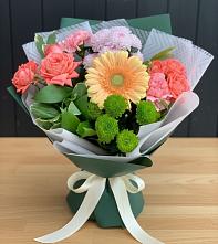 Букет цветов из:  Гвоздики, Розы, Герберы и Хризантемы в Правдинске