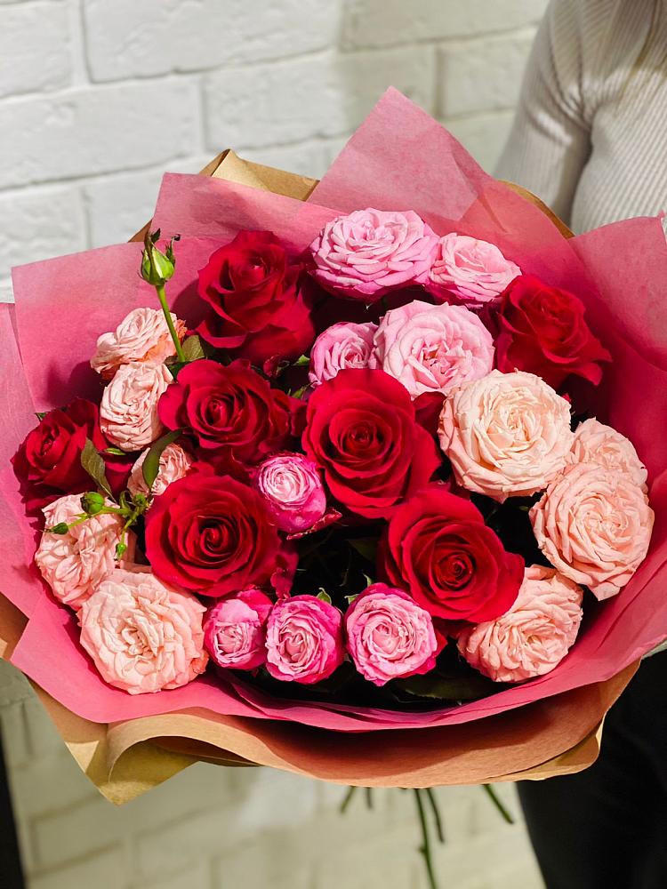 Букет цветов из: Розы в Правдинске