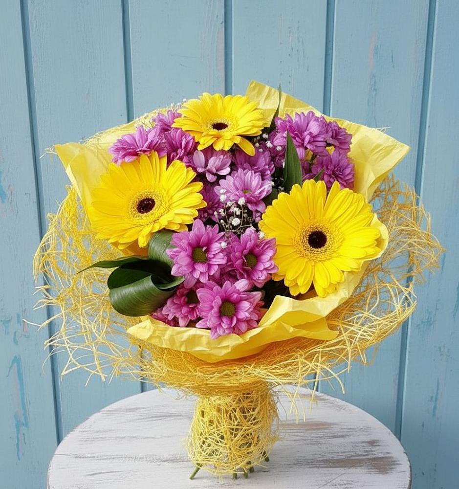 Букет цветов из: Хризантемы и Герберы в Правдинске