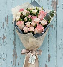 Букет цветов из:  Розы в Правдинске
