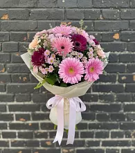 Букет цветов из:  Герберы и Хризантемы в Правдинске
