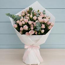 Букет цветов из:  Розы в Правдинске