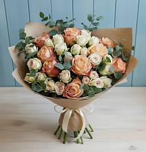 Букет цветов из:  Альстромерии и Розы #REPLACE_PRED# Правдинске