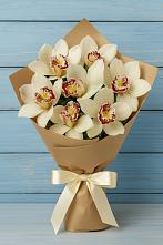 Букет цветов из:  Орхидеи и Розы #REPLACE_PRED# Правдинске