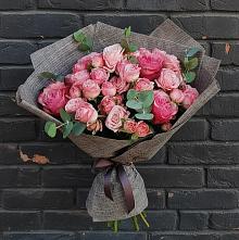 Букет цветов из:  Розы в Правдинске